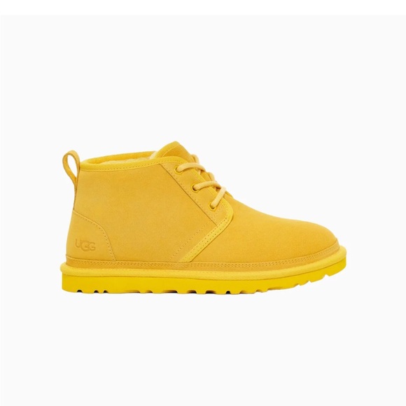 UGG Shoes - UGG Neumal Women’s Boots Size 10. Golden Yellow with Fur Lining. NWOT